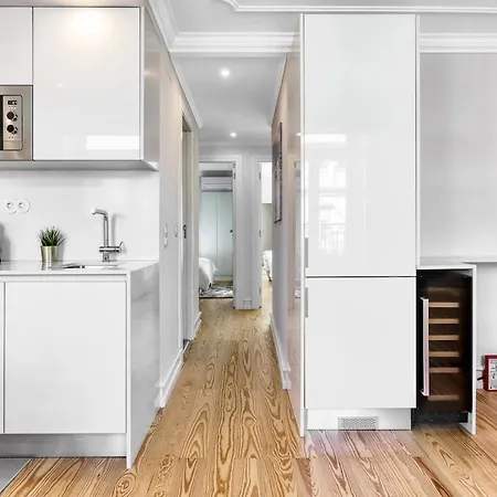 Beautiful 2 Bedroom With Views In Rua Augusta * Lisbon