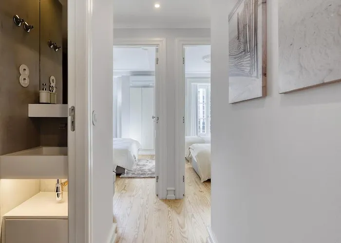 Beautiful 2 Bedroom With Views In Rua Augusta Lisbon