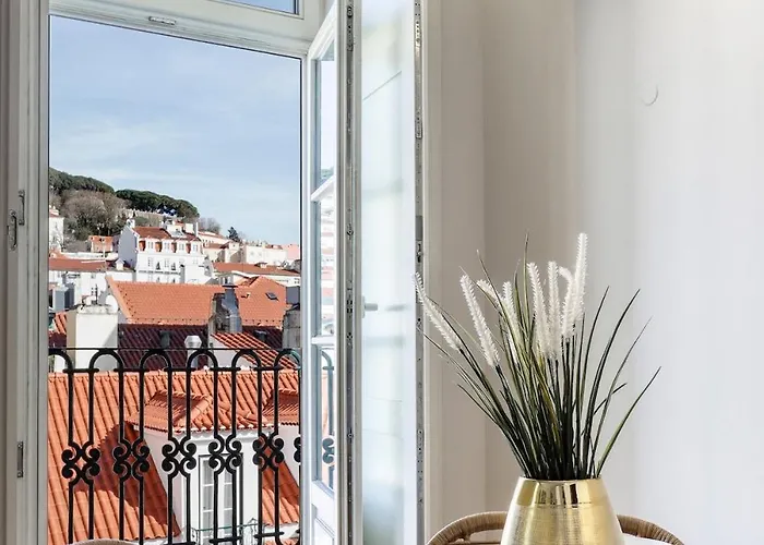 Beautiful 2 Bedroom With Views In Rua Augusta * Lisbon