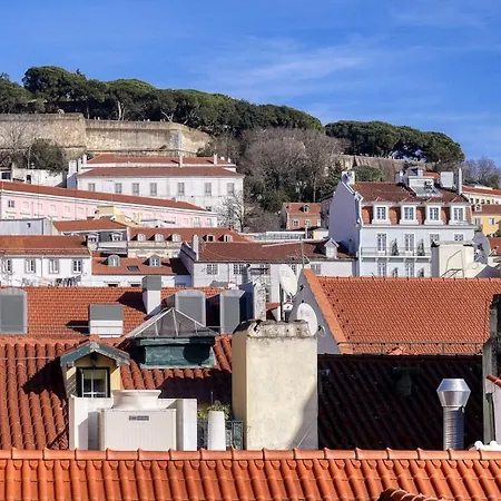 Lisbon Beautiful 2 Bedroom Apartment With Views In Rua Augusta Lisbon